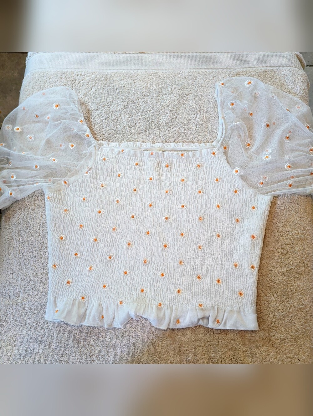 Altar'd State White Daisy Embroidered Smocked Crop Top Puff Sleeve Lrg Boho $22
